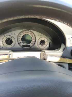 Mercedes-Benz E 280, снимка 6