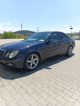 Mercedes-Benz E 280, снимка 1