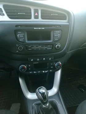 Kia Ceed 1.6 GRD, снимка 6