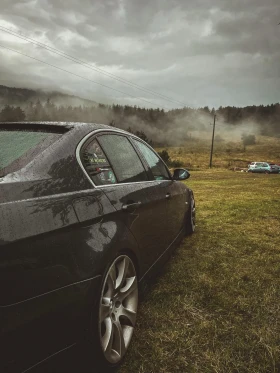 Обява за продажба на BMW 330 ~11 500 лв. - изображение 1