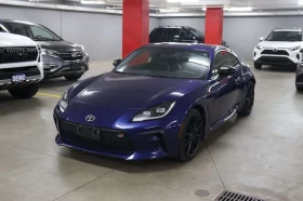 ������ Toyota GR86