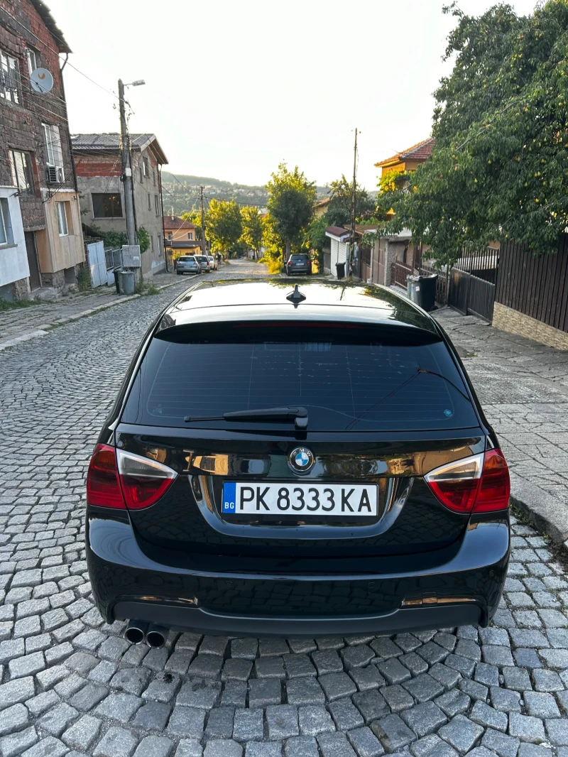 BMW 330, снимка 2 - Автомобили и джипове - 47296193