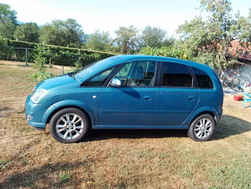 Opel Meriva, снимка 16 - Автомобили и джипове - 47574170