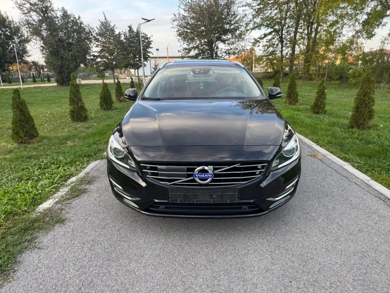 Volvo V60 Full , снимка 3 - Автомобили и джипове - 47707552