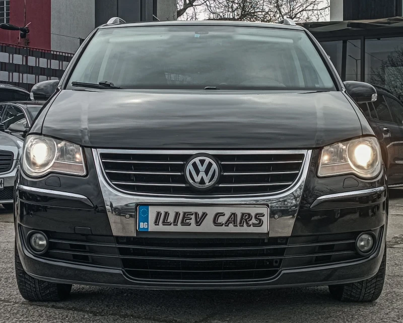 VW Touran 2.0TDI HIGHLINE NAVI 6+ 1, снимка 2 - Автомобили и джипове - 48981960