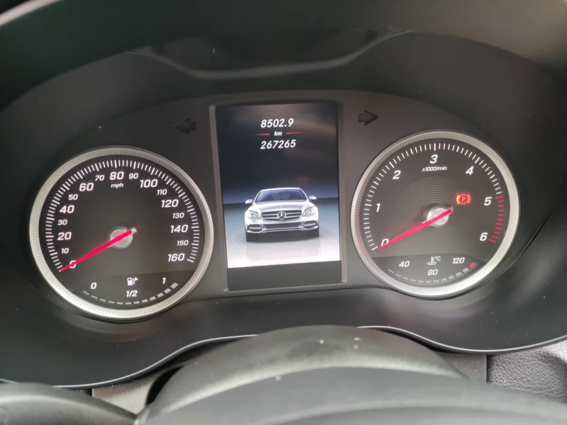 Mercedes-Benz C 220, снимка 12 - Автомобили и джипове - 51251702