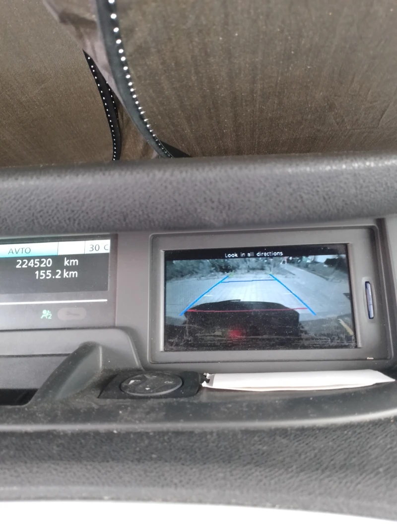 Renault Scenic X-MOD, снимка 14 - Автомобили и джипове - 51576694