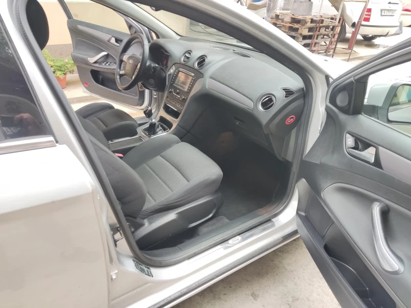 Ford Mondeo 2.0TDCI Titanium, снимка 7 - Автомобили и джипове - 52084634