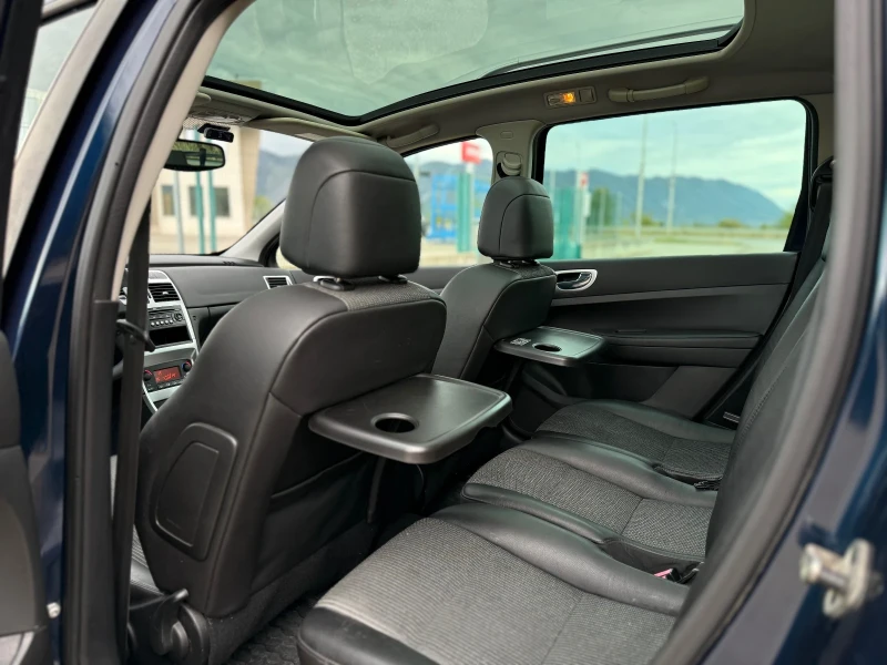 Peugeot 307 2.0HDi~136hp~АВТОМАТ~КСЕНОН~ПАНОРАМА~КОЖА, снимка 16 - Автомобили и джипове - 51911857