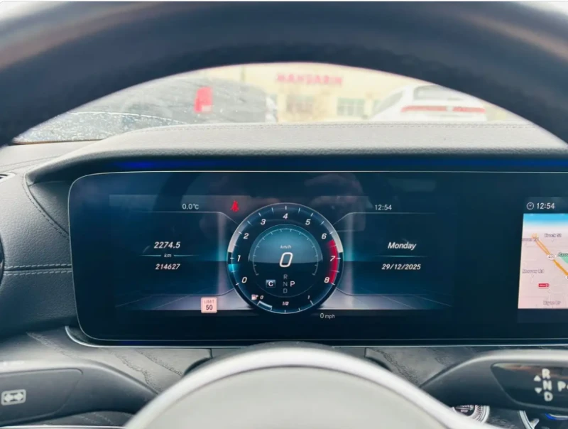 Mercedes-Benz E 450 4MATIC DISTRONIC/BURMASTER/AMG/HEAD-UP/BLINDSPOT, снимка 11 - Автомобили и джипове - 53032065