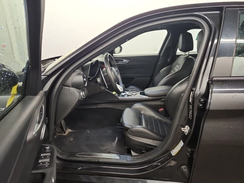 Alfa Romeo Giulia * VELOCE * CARFAX * ЦЕНА ДО БГ, снимка 7 - Автомобили и джипове - 53288565