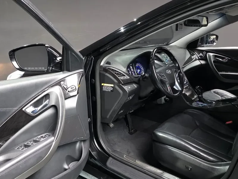 Hyundai Grandeur Hg Hg240 Modern, снимка 11 - Автомобили и джипове - 54998073
