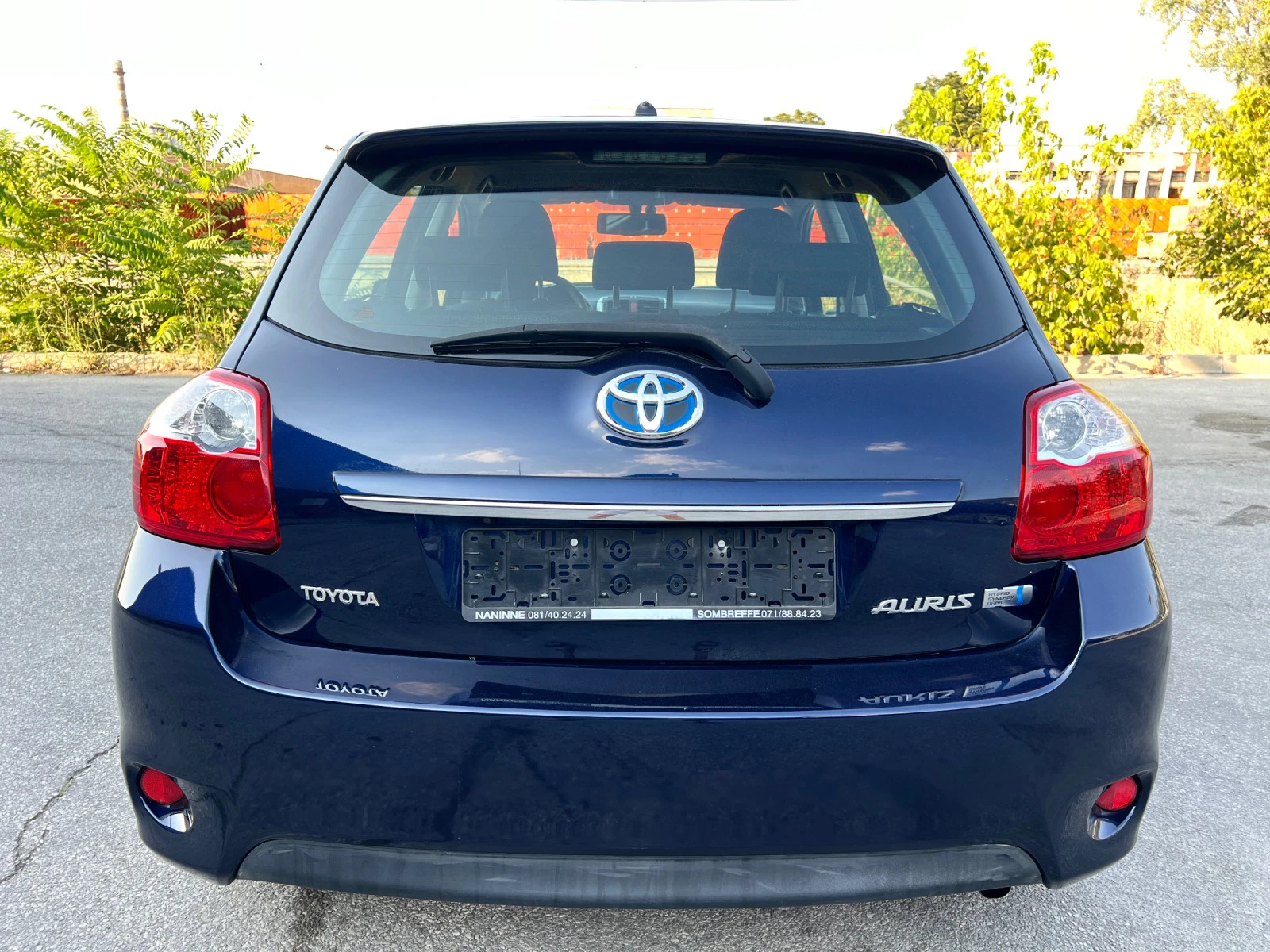 Toyota Auris 1.8 HYBRID / EXECUTIVE / KEYLESS / CAMERA - изображение 6