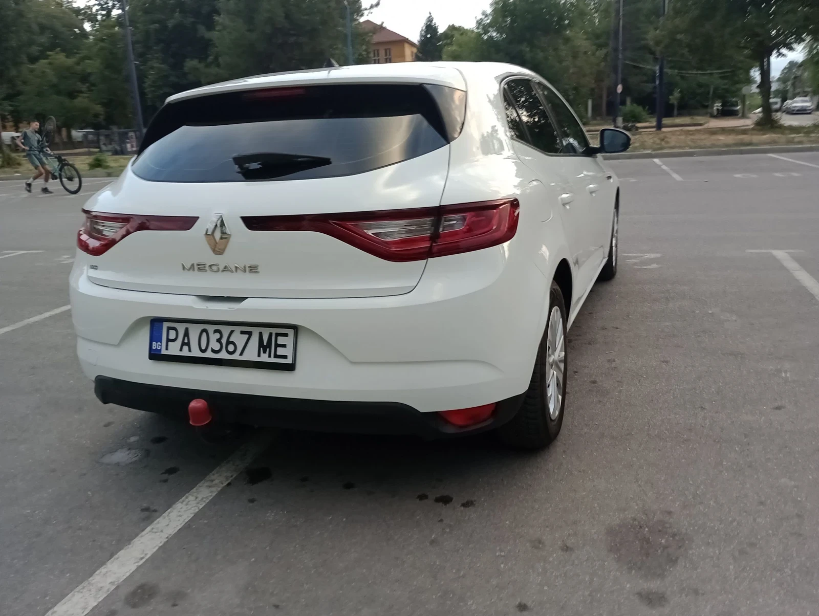 Renault Megane 1.2   4 цилиндъра регистрирана  - изображение 7