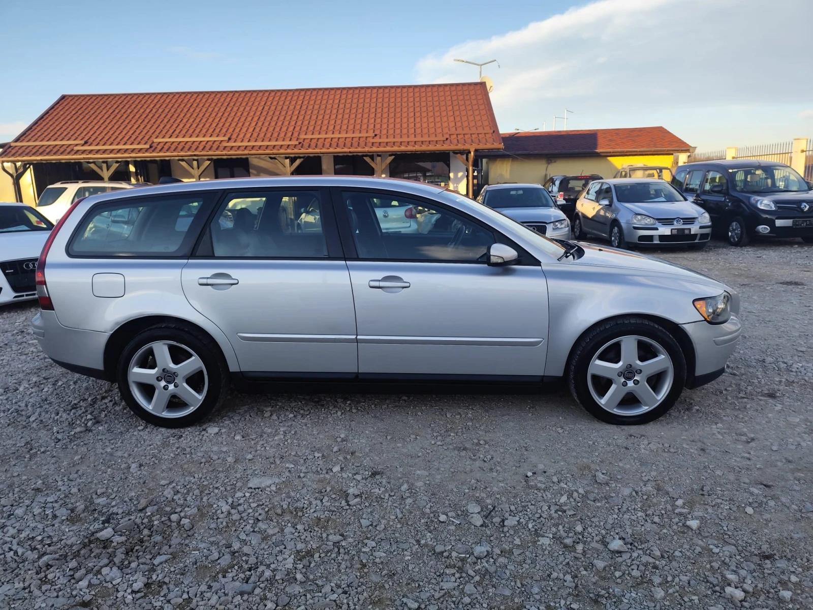 Volvo V50 2.0 дизел Италия - изображение 4