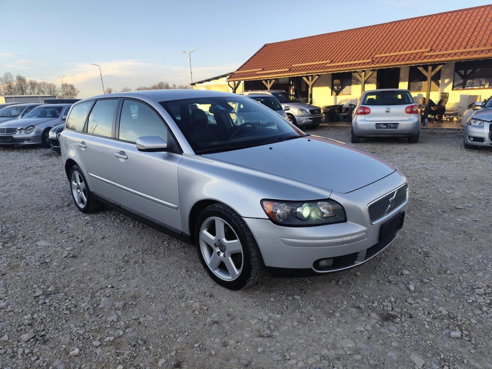 Volvo V50 2.0 дизел Италия - изображение 3