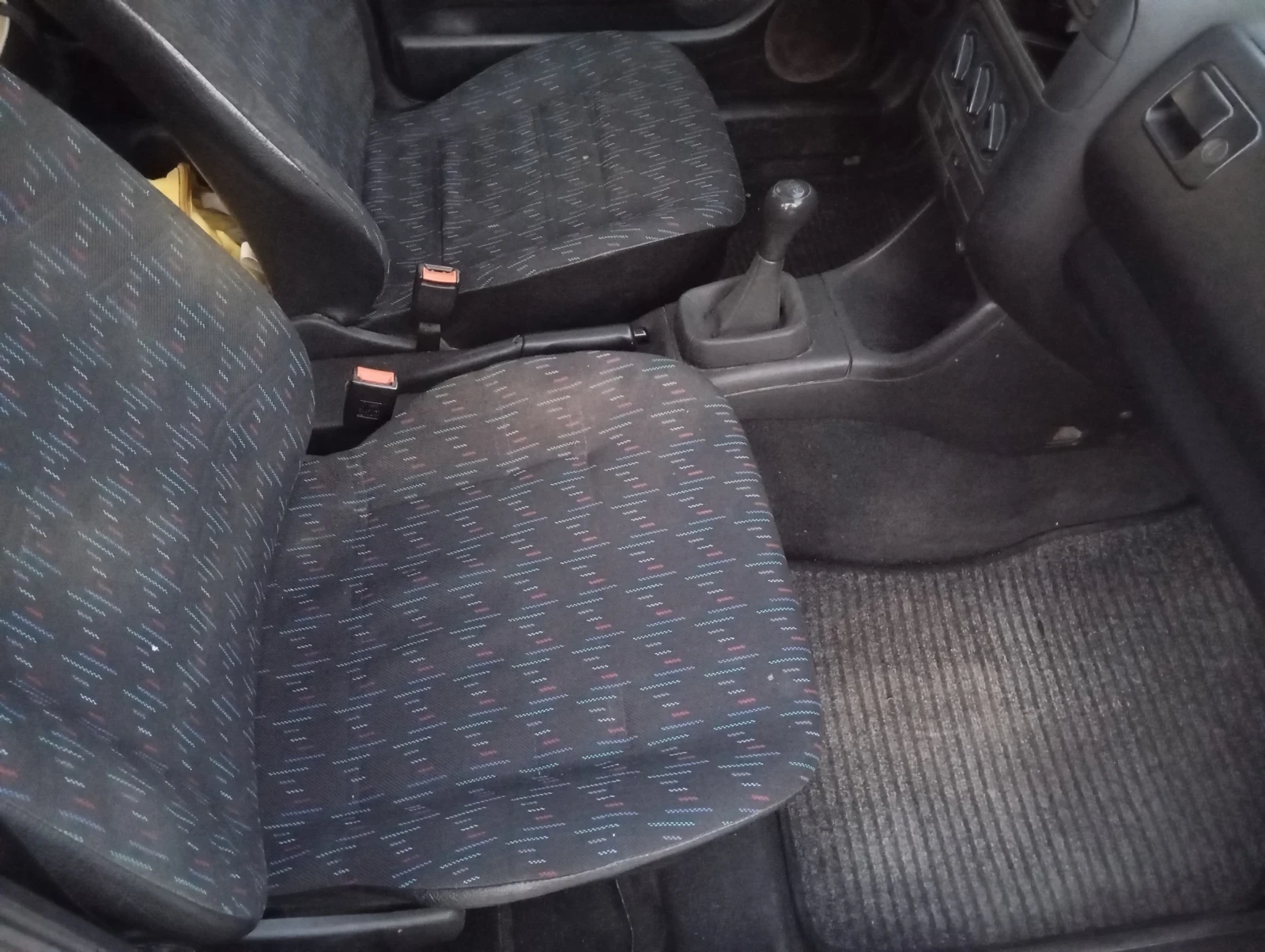 VW Golf 1.6 75к.с. - изображение 7