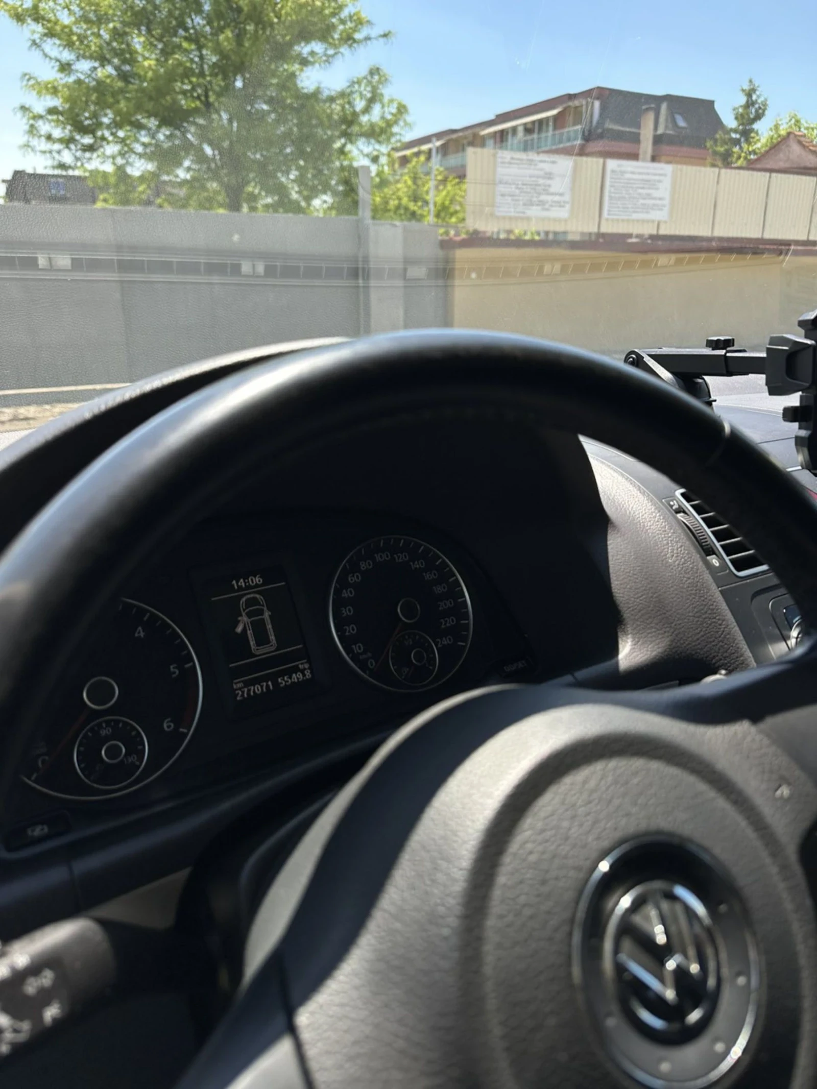 VW Touran  - изображение 8