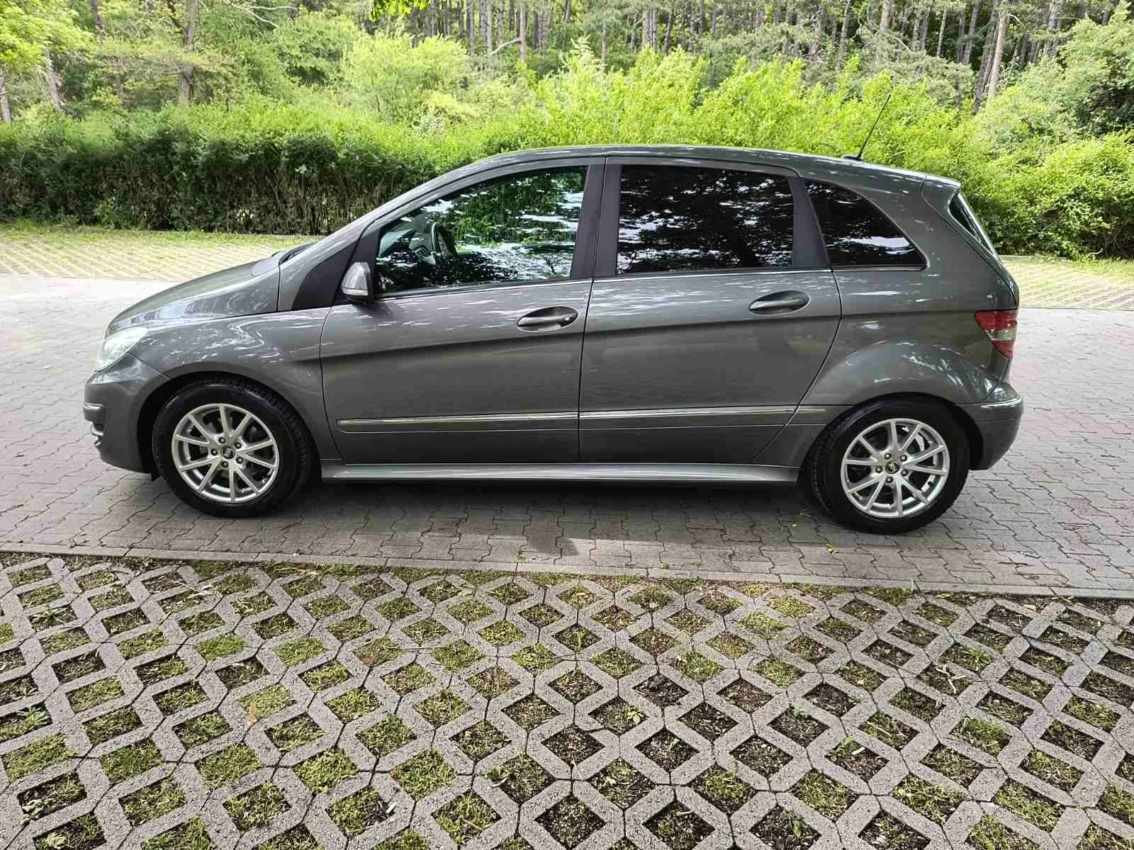 Mercedes-Benz B 180  - изображение 10