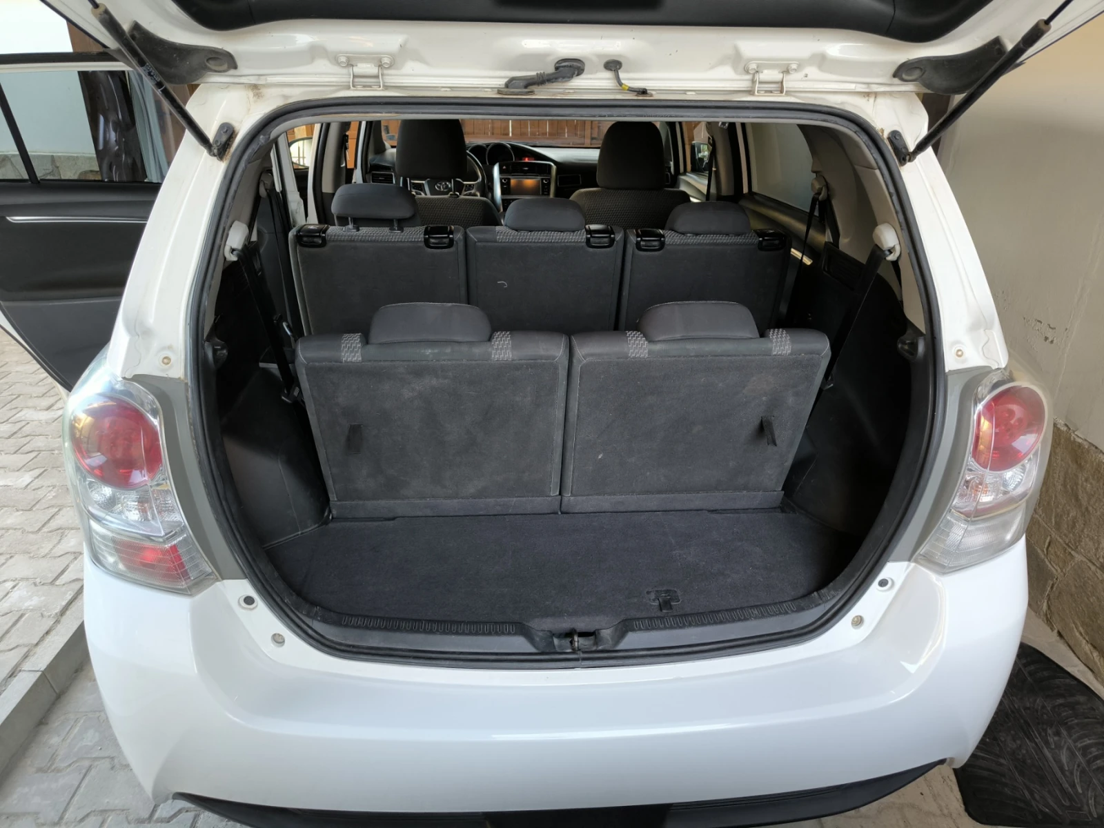 Toyota Verso 7 места Камера - изображение 10