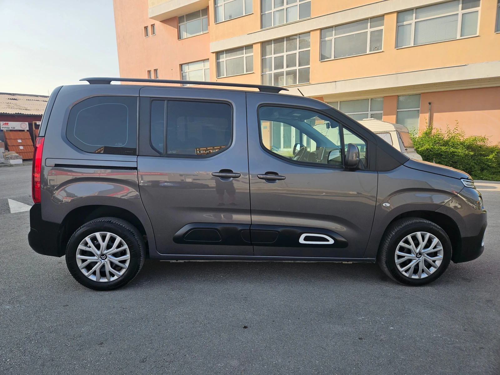 Citroen Berlingo 1.5ПЕРФЕКТЕН N1 5места - изображение 3