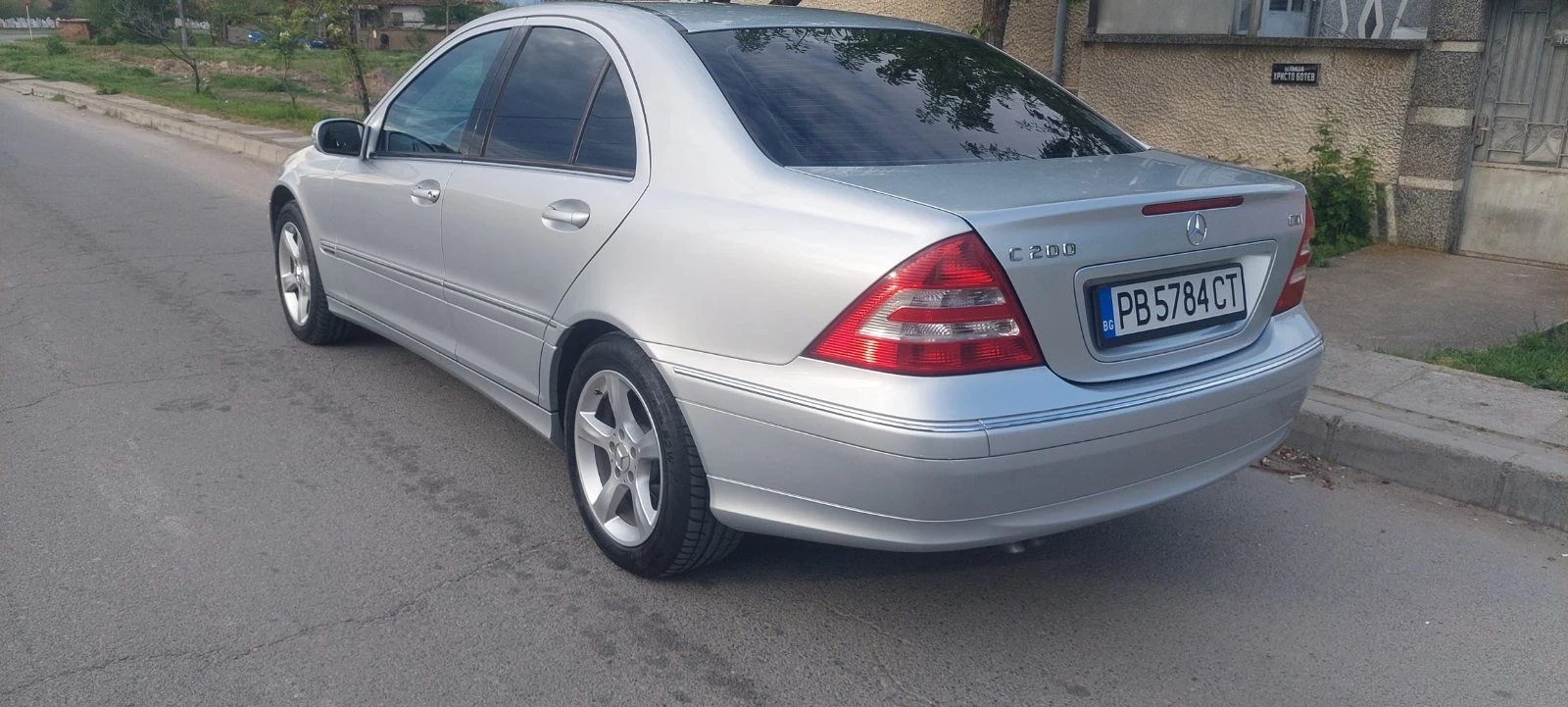 Mercedes-Benz C 200  - изображение 4