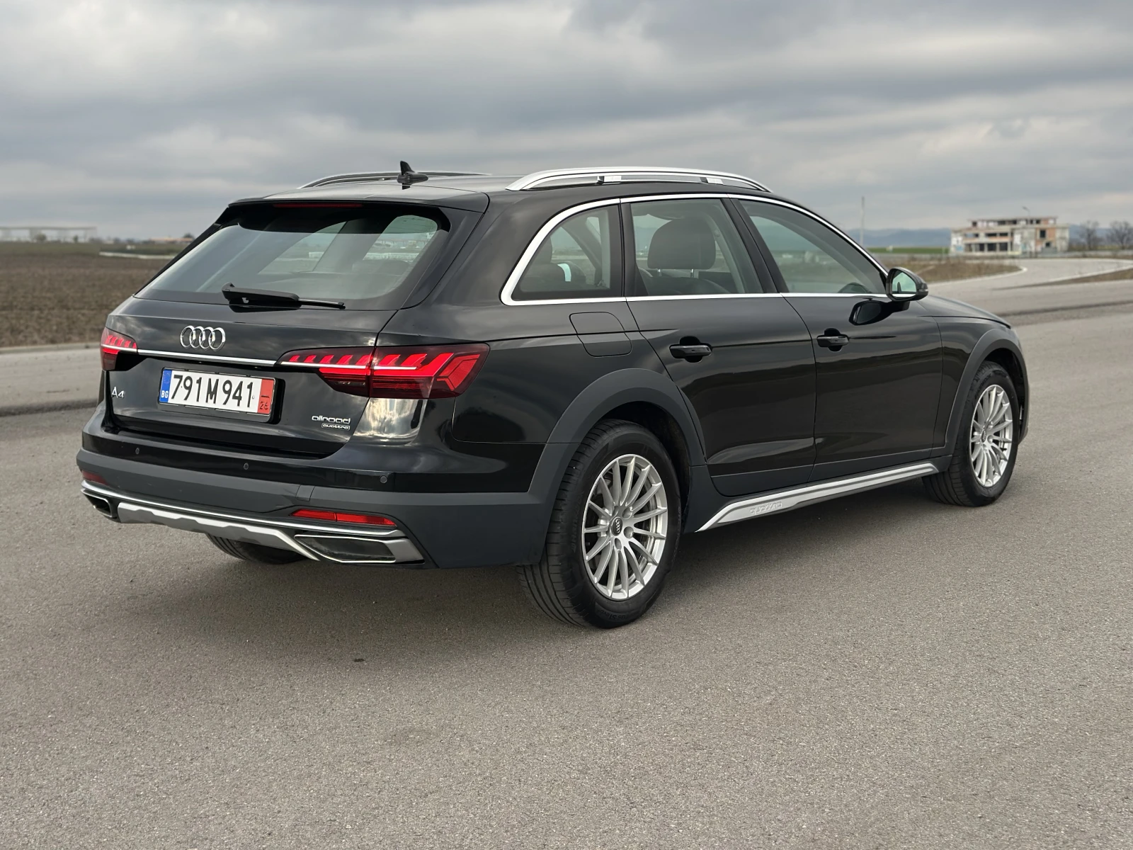 Audi A4 Allroad 40 TDI КОЖА* LED* DIGITAL*  - изображение 3