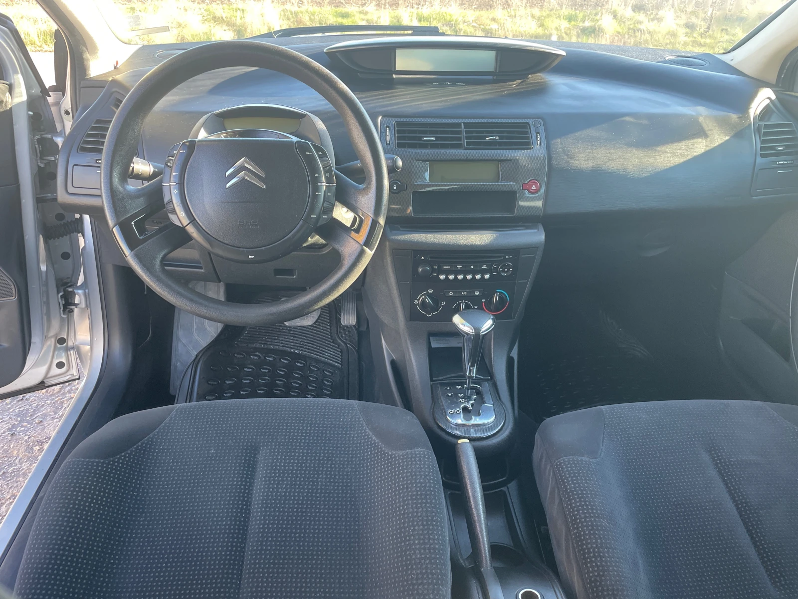 Citroen C4 1.6i - изображение 9