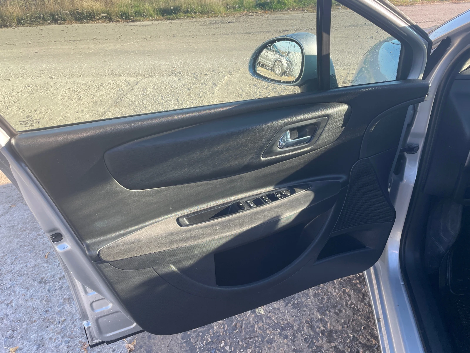 Citroen C4 1.6i - изображение 7