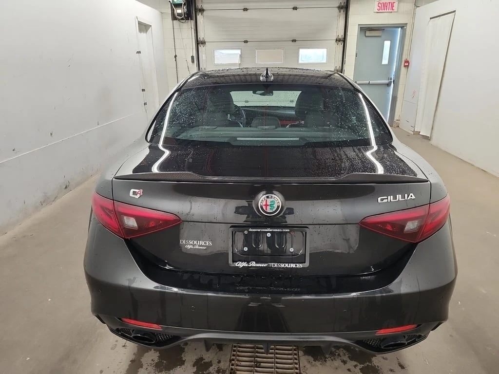 Alfa Romeo Giulia * VELOCE * CARFAX * ЦЕНА ДО БГ - изображение 6