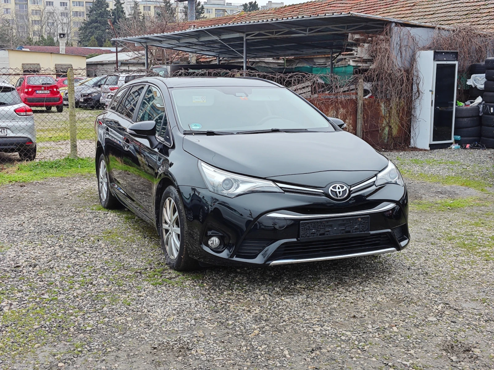 Toyota Avensis 1.8i-CH - изображение 3