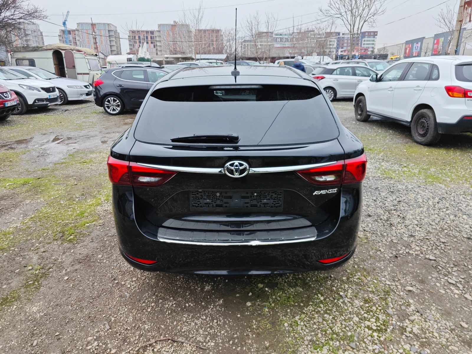 Toyota Avensis 1.8i-CH - изображение 4