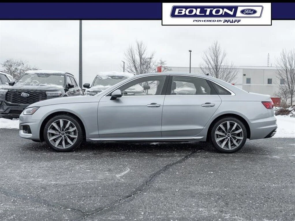 Audi A4 Quattro* Komfort* АвтоКредит* (ЦЕНА ДО БГ), снимка 3 - Автомобили и джипове - 54040569