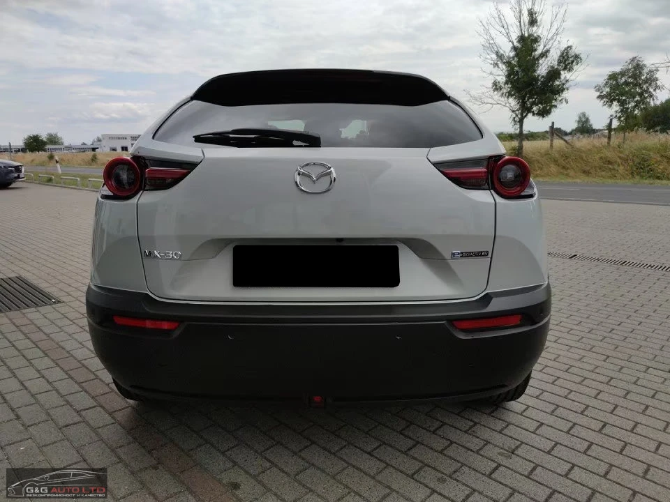 Mazda MX-30 eSKYACTIV/145HP/ADVANTAGE/MATRIX/CAM/HUD/NAVI/116q, снимка 4 - Автомобили и джипове - 54070407