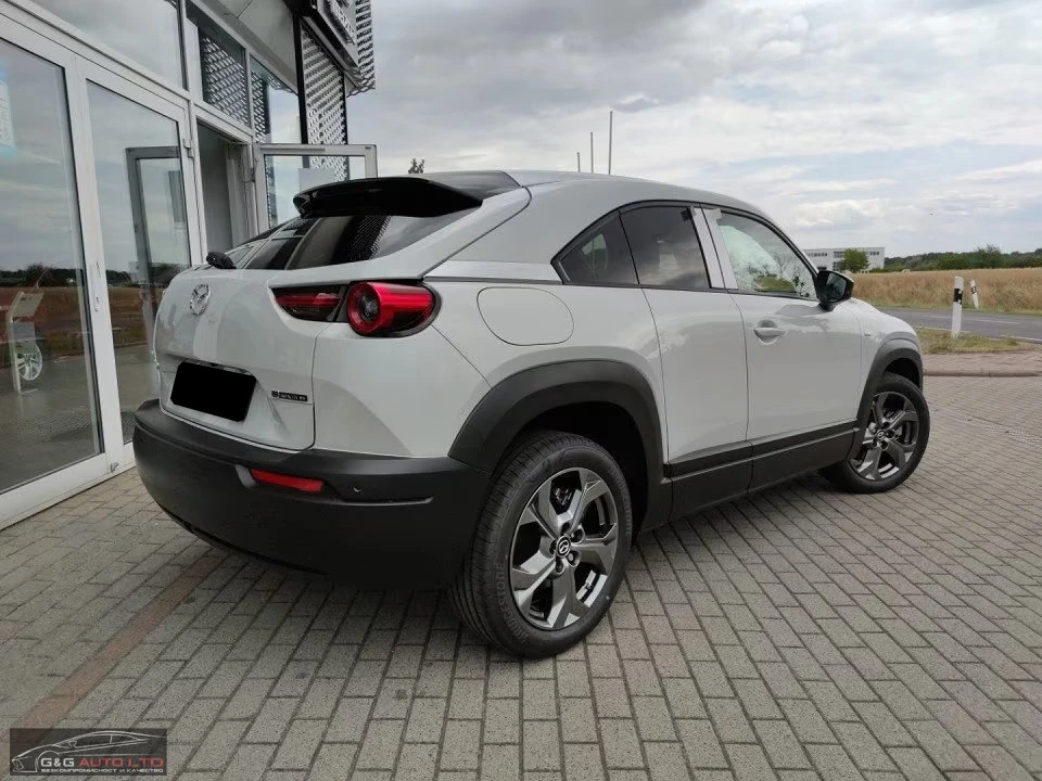 Mazda MX-30 eSKYACTIV/145HP/ADVANTAGE/MATRIX/CAM/HUD/NAVI/116q, снимка 3 - Автомобили и джипове - 54070407