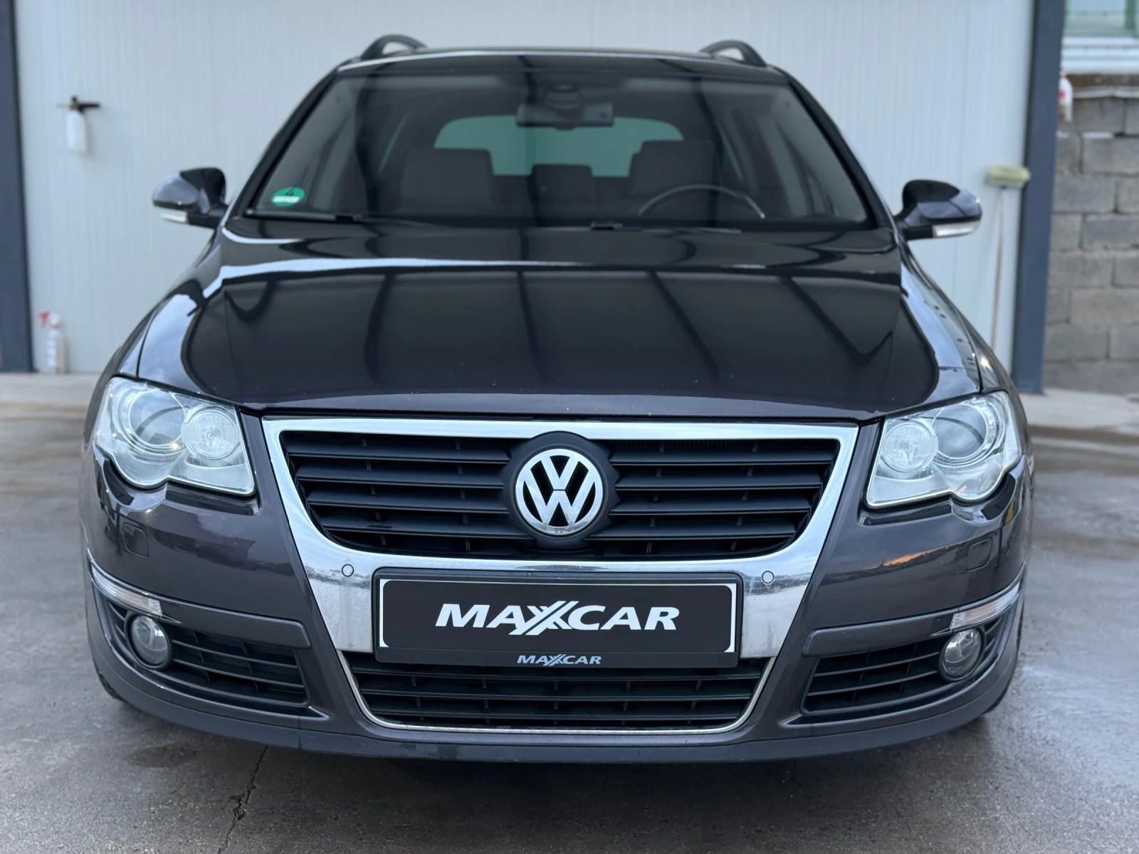 VW Passat 2.0TDI = Sportline = Xenon = CarPlay = Solar = PDC | Mobile.bg � ����������� 1