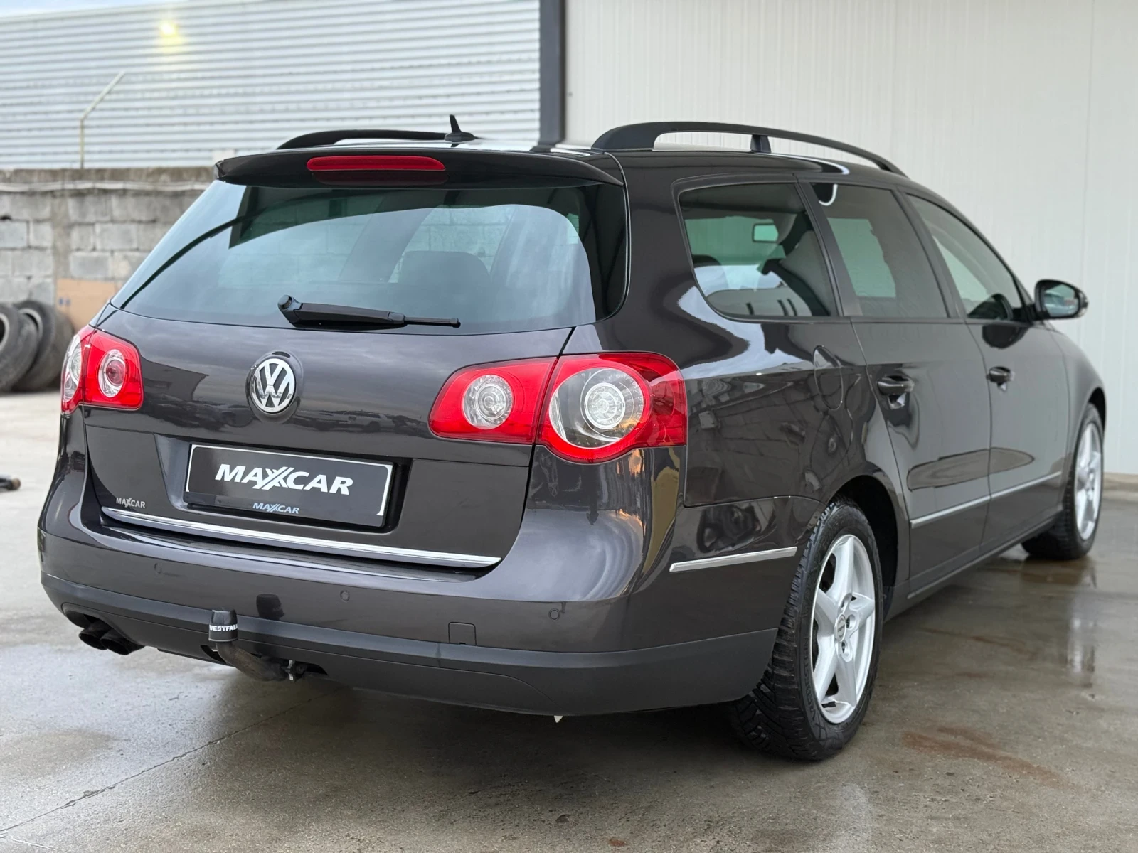 VW Passat 2.0TDI = Sportline = Xenon = CarPlay = Solar = PDC | Mobile.bg � ����������� 5
