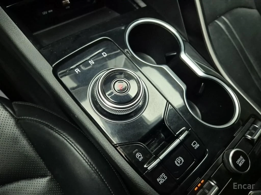 Kia K5 2.0 Trendy* ПОДГРЕВ* КАМЕРА* KEYLESS* КРАЙНА ЦЕНА*, снимка 12 - Автомобили и джипове - 54497470