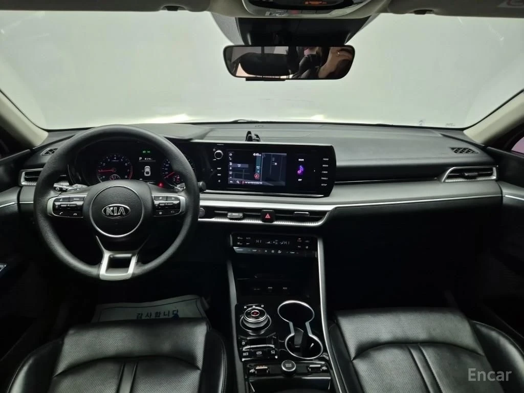 Kia K5 2.0 Trendy* ПОДГРЕВ* КАМЕРА* KEYLESS* КРАЙНА ЦЕНА*, снимка 6 - Автомобили и джипове - 54497470