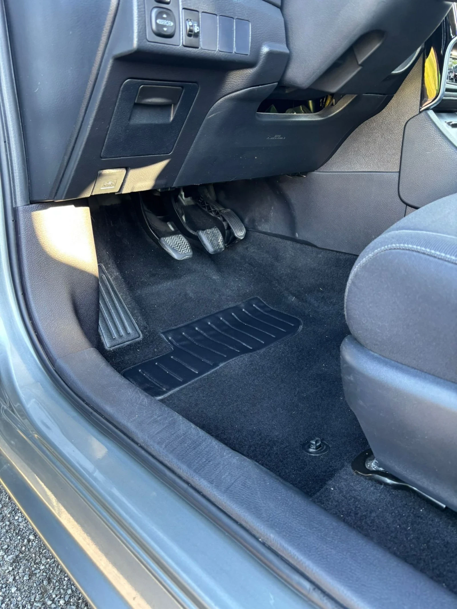 Toyota Auris 1.2 d4t, снимка 8 - Автомобили и джипове - 54692084