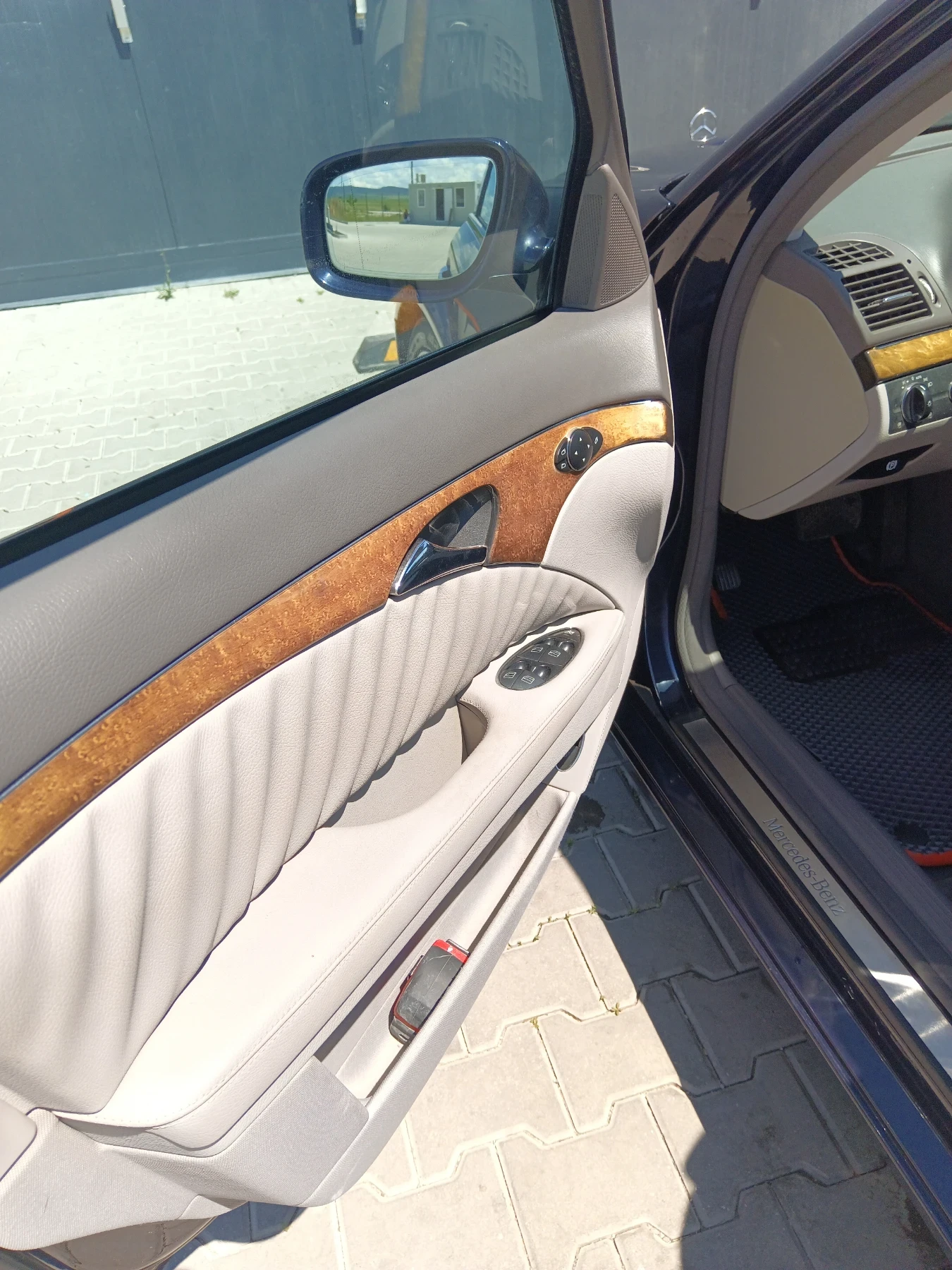 Mercedes-Benz E 280, снимка 10 - Автомобили и джипове - 54833471