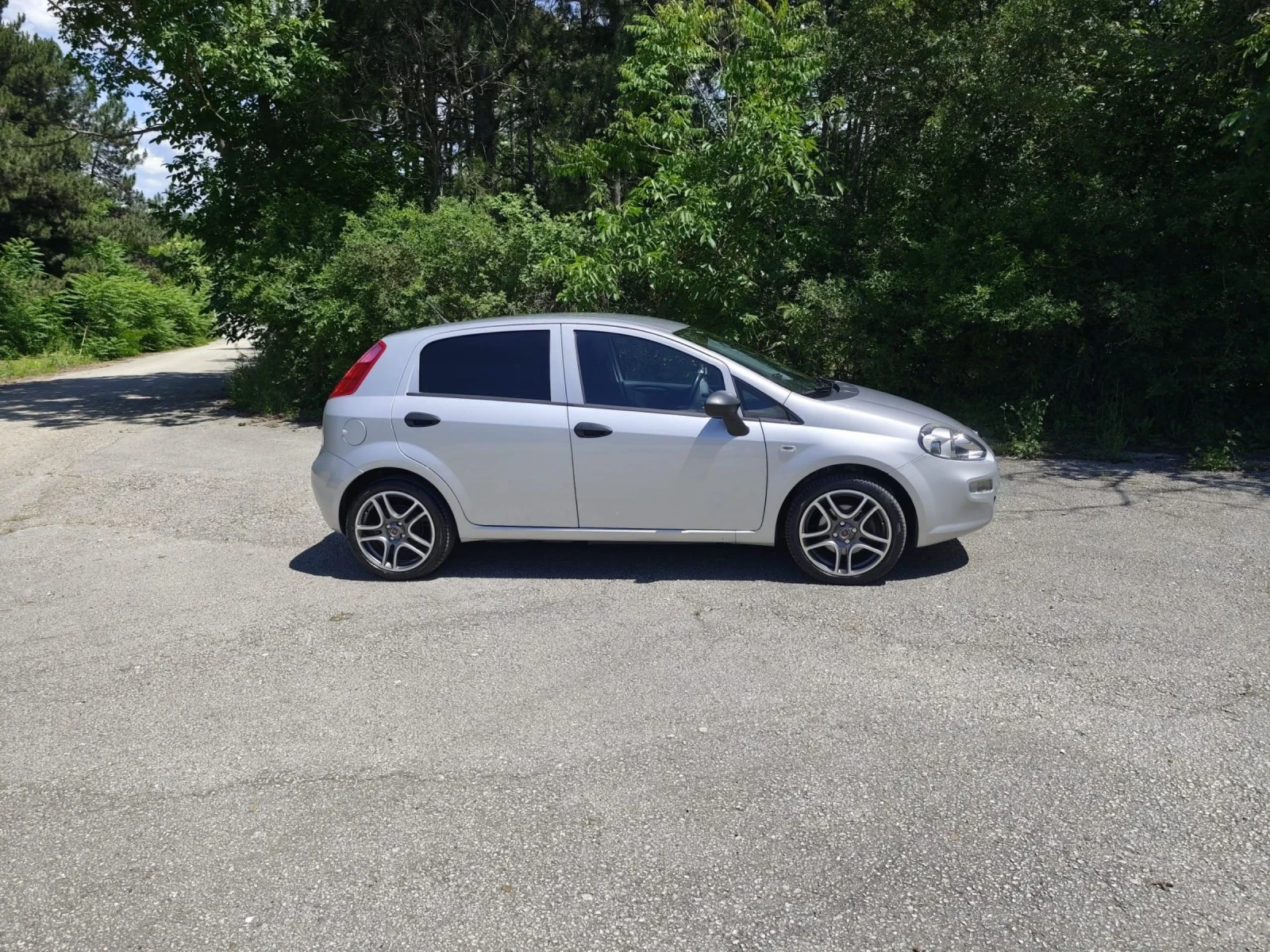 Fiat Punto, снимка 3 - Автомобили и джипове - 54839360
