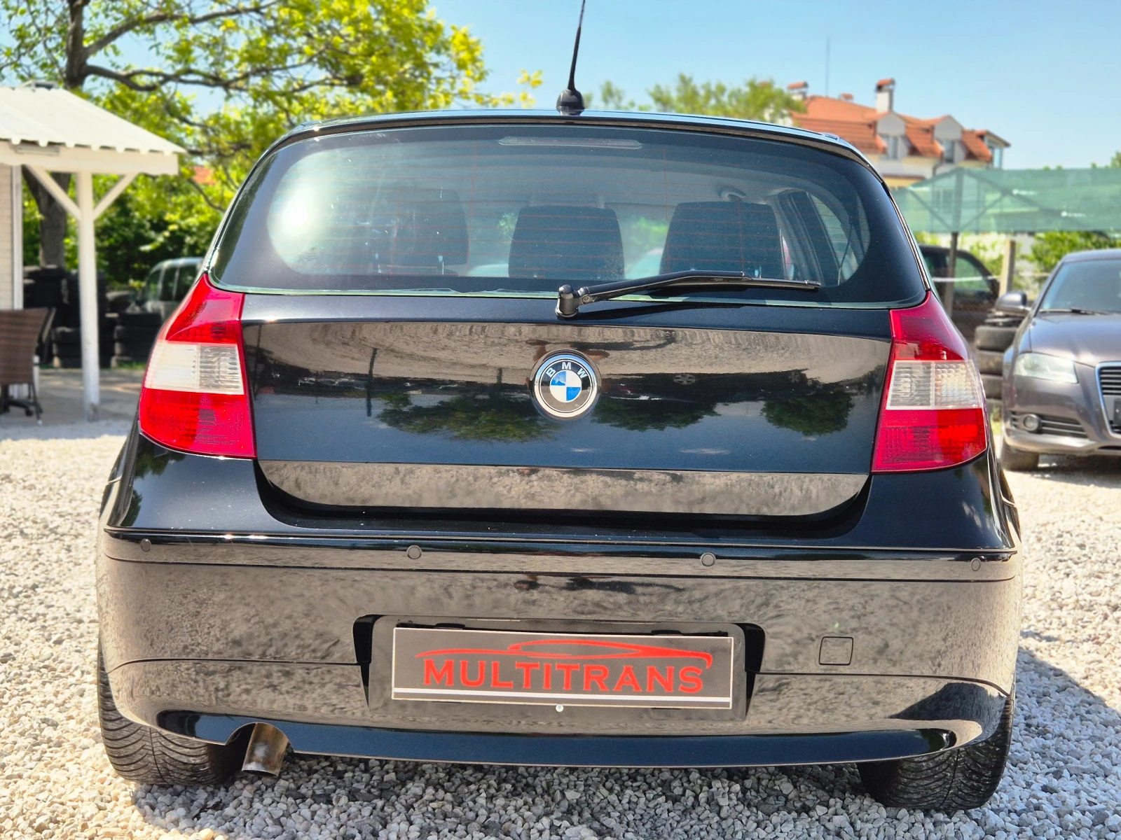 BMW 120 * КОЖА* НАВИ* XENON* AUTOMAT* , снимка 4 - Автомобили и джипове - 55096321