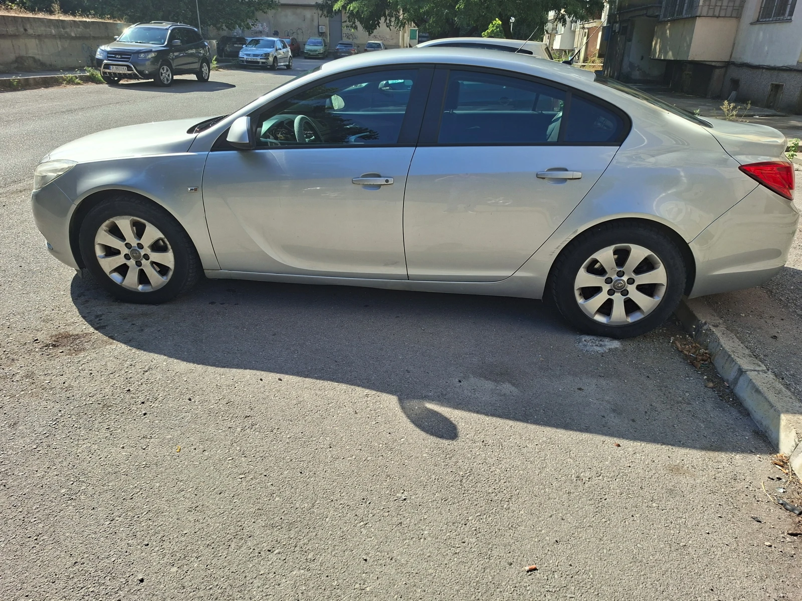 Opel Insignia 1.6, снимка 7 - Автомобили и джипове - 55097521