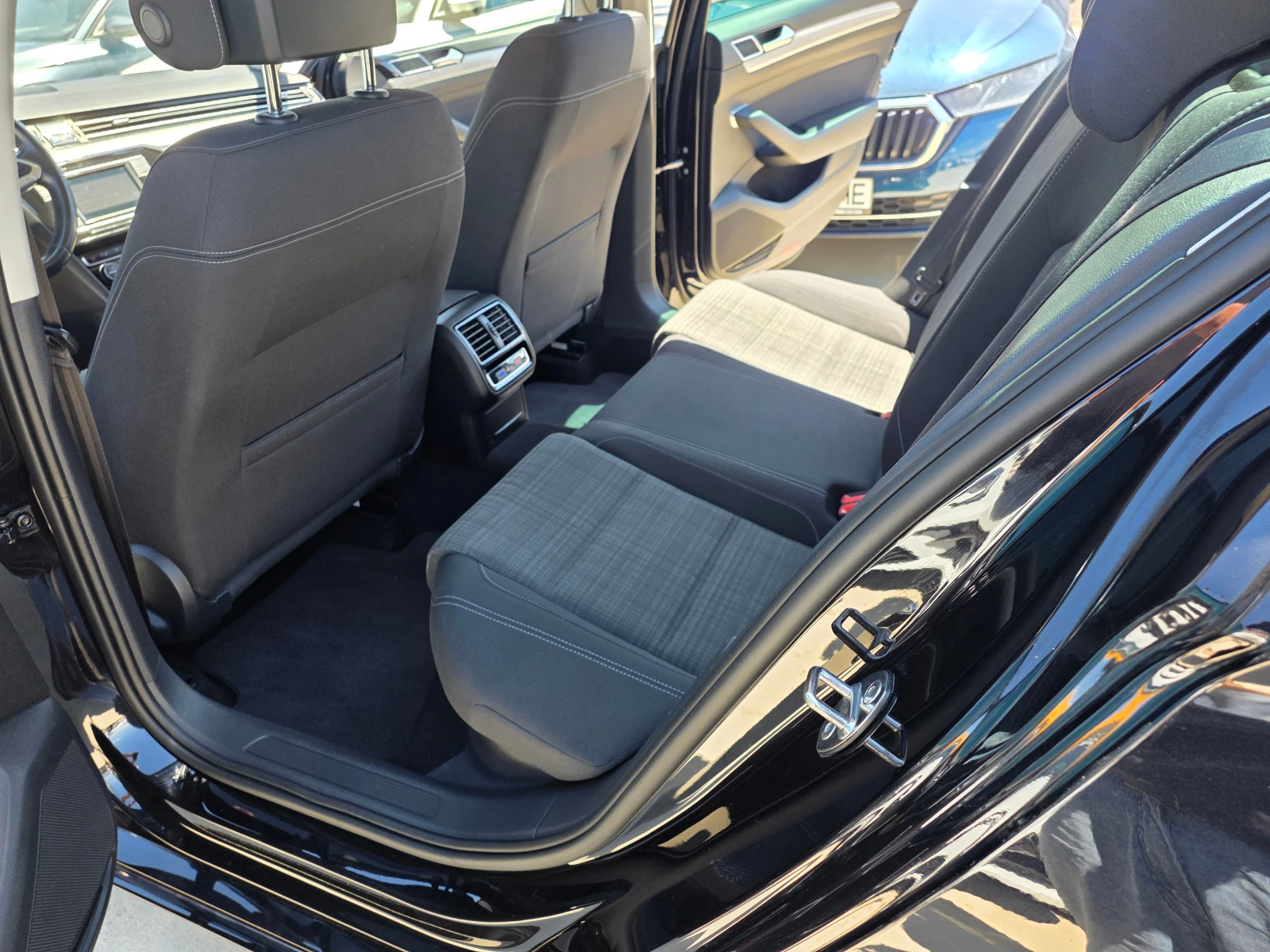 VW Passat �-��������-�/� -190�� | Mobile.bg � ����������� 12