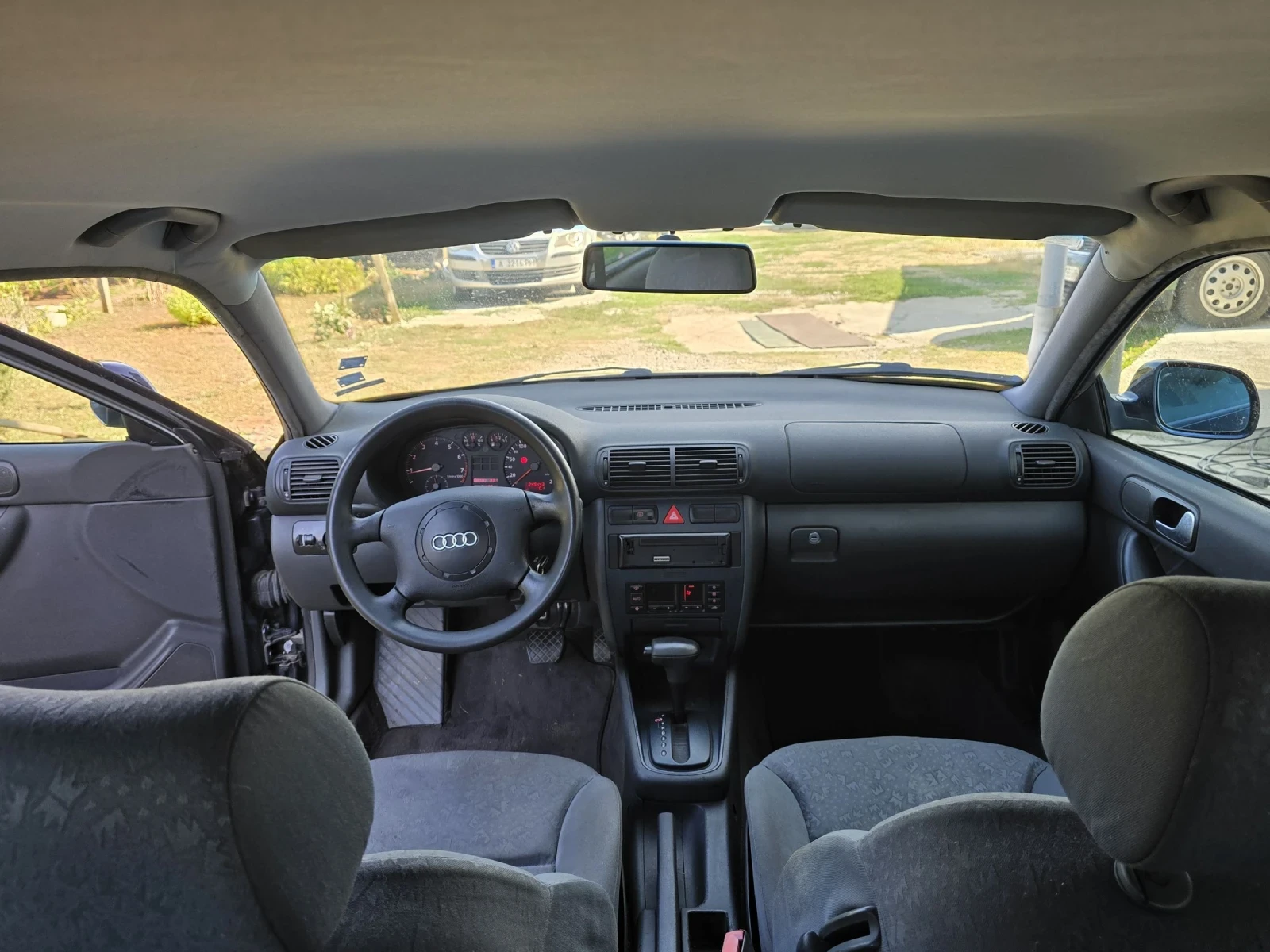 Audi A3 1.8, снимка 6 - Автомобили и джипове - 55333586