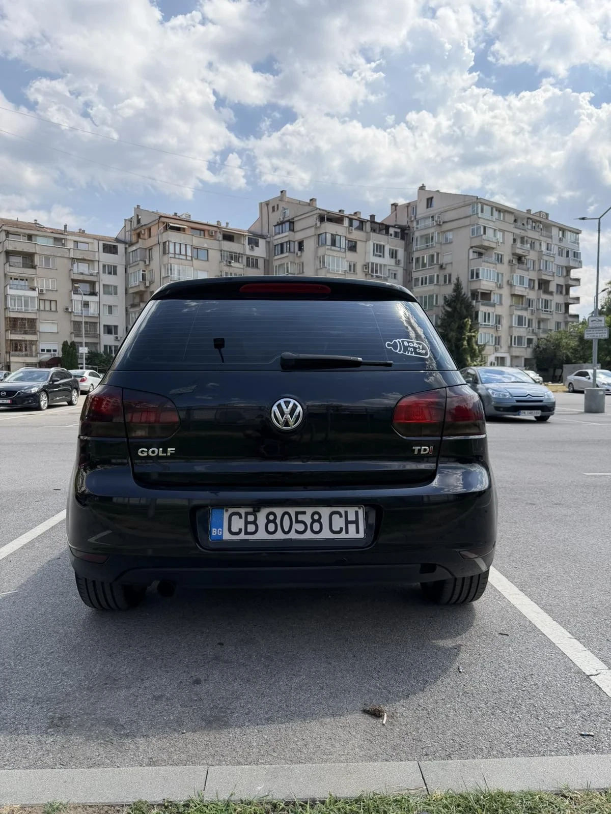 VW Golf 1.6 TDI, снимка 7 - Автомобили и джипове - 55805194