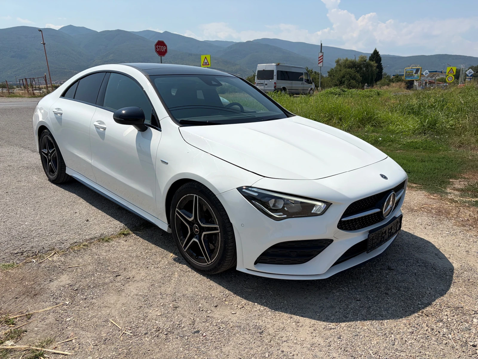 Mercedes-Benz CLA 200 AMG SPORT, снимка 7 - Автомобили и джипове - 55806032