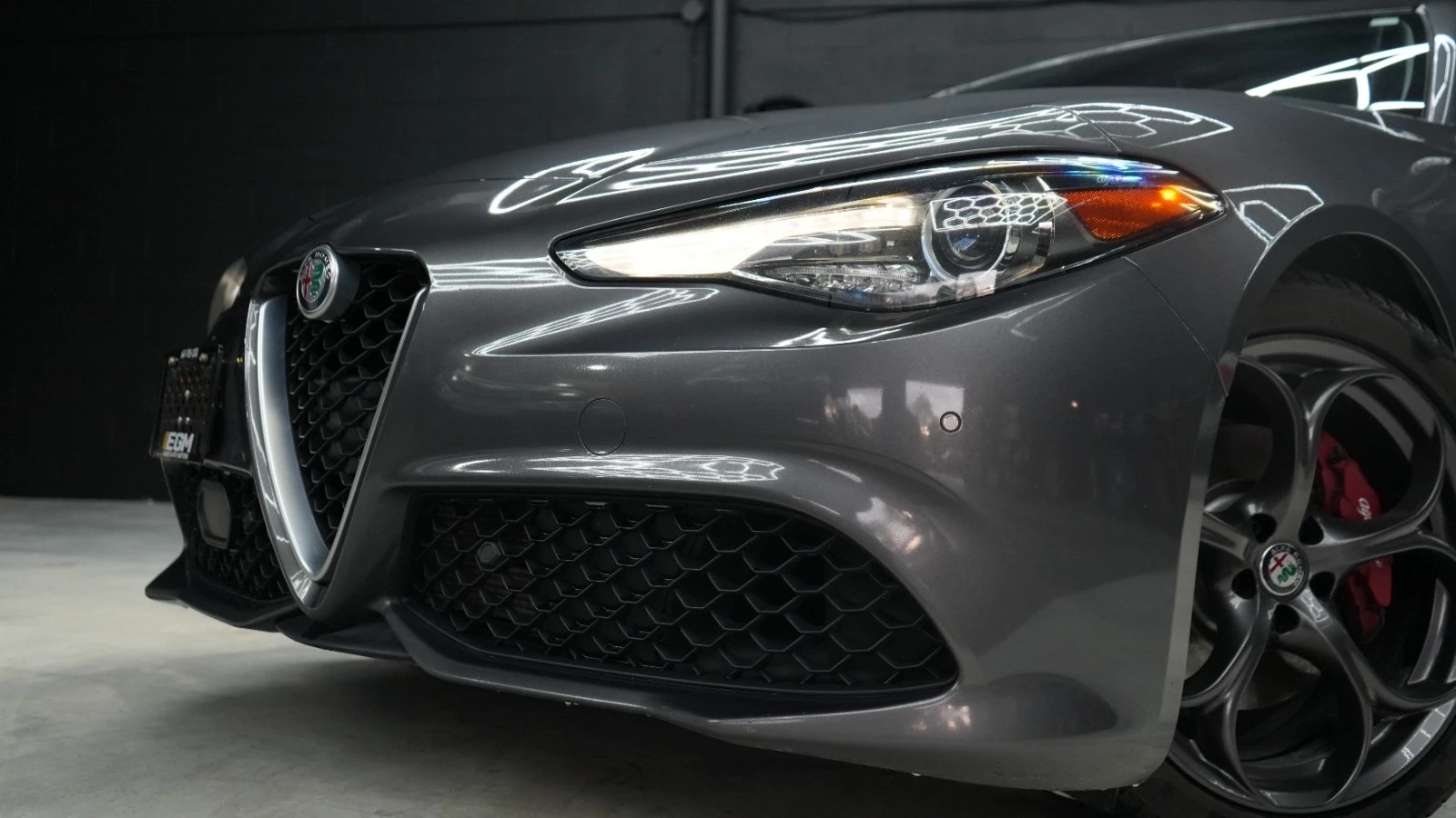 Alfa Romeo Giulia Ti Sport AWD | No Accidents, снимка 4 - Автомобили и джипове - 56062089