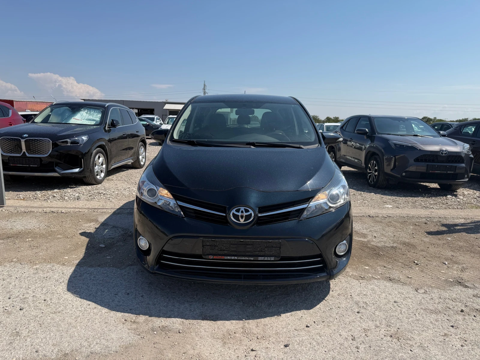 Toyota Verso 1.6 D, снимка 2 - Автомобили и джипове - 56115186